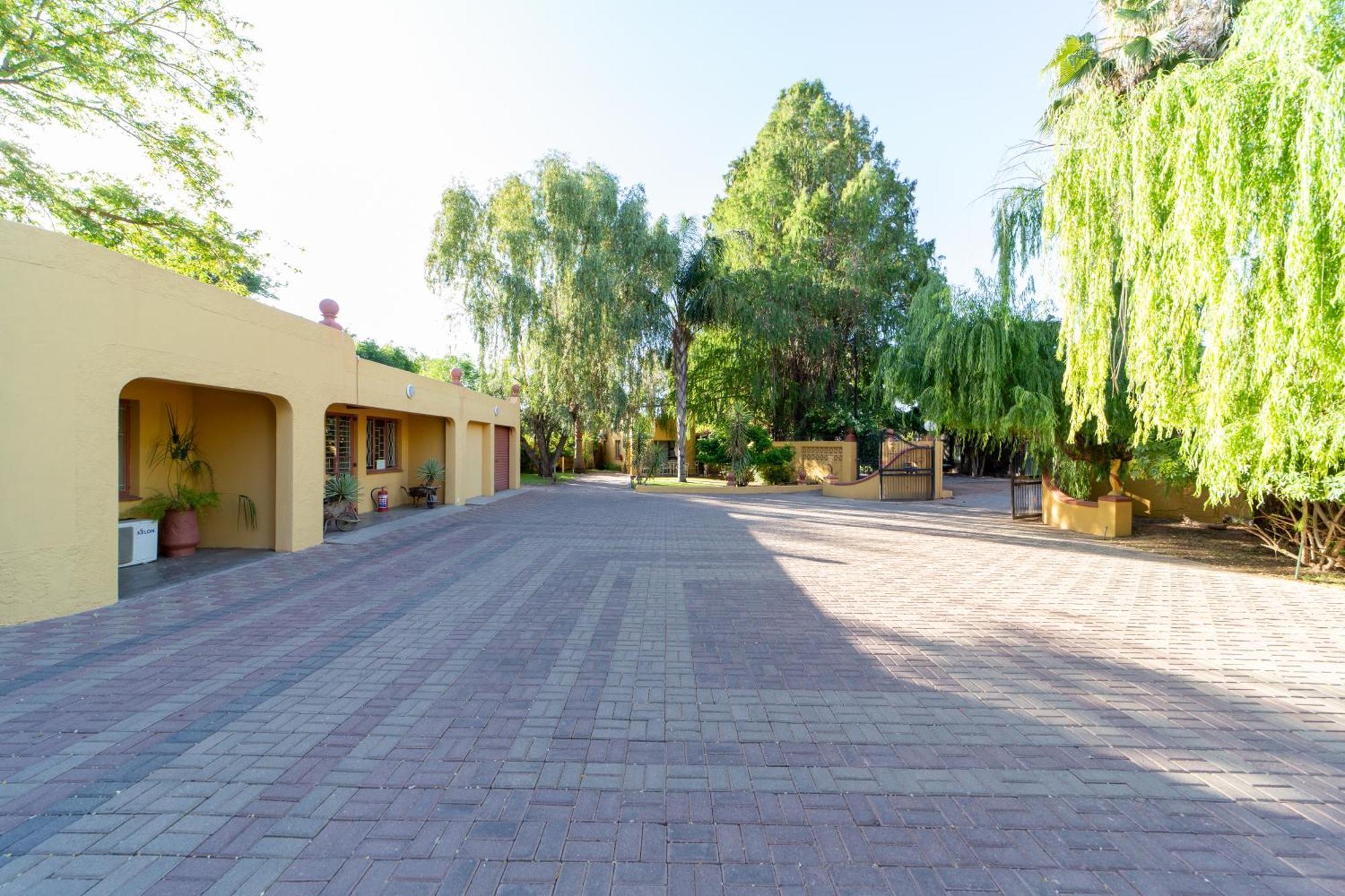Sunriver Kalahari Lodge Riverside Stay In Upington Kültér fotó