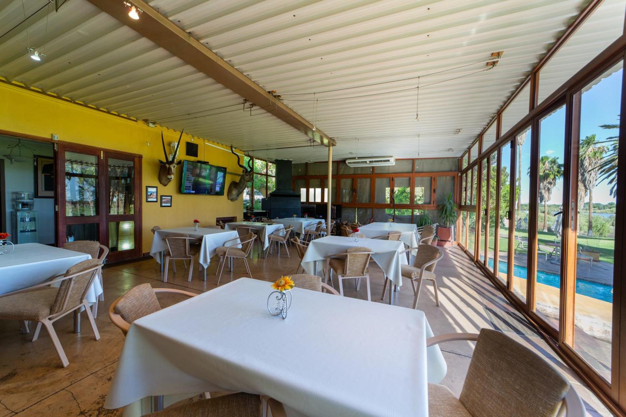 Sunriver Kalahari Lodge Riverside Stay In Upington Kültér fotó