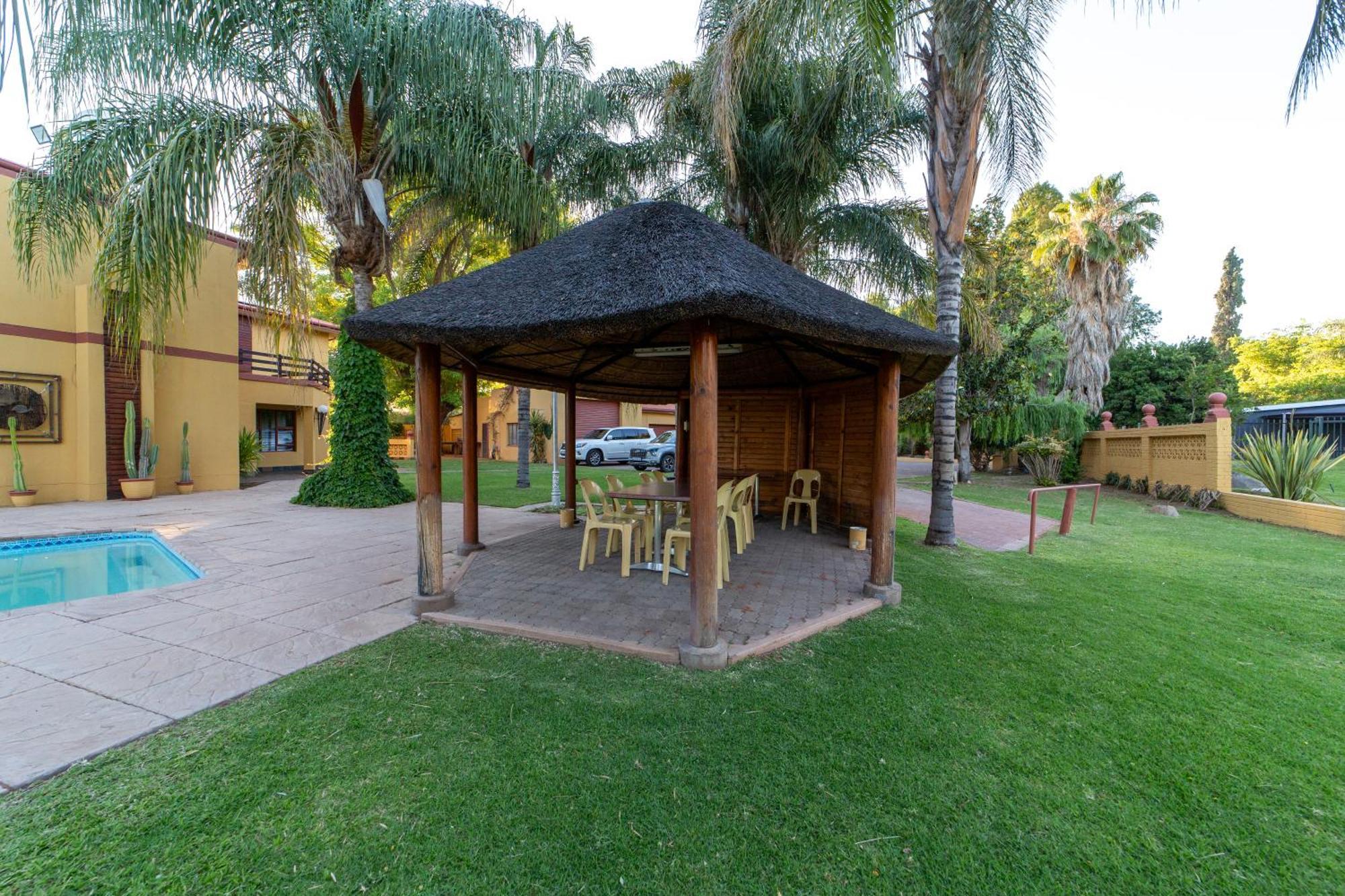 Sunriver Kalahari Lodge Riverside Stay In Upington Kültér fotó